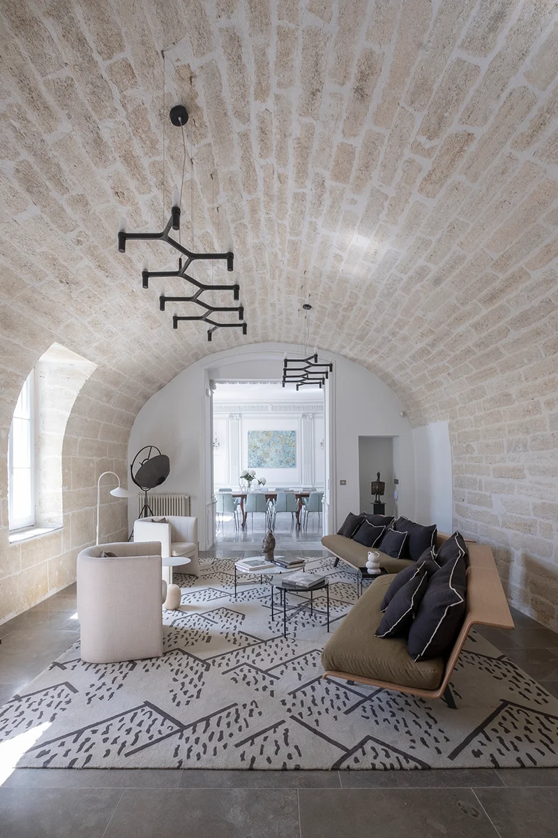 INTERIORS_12.webp